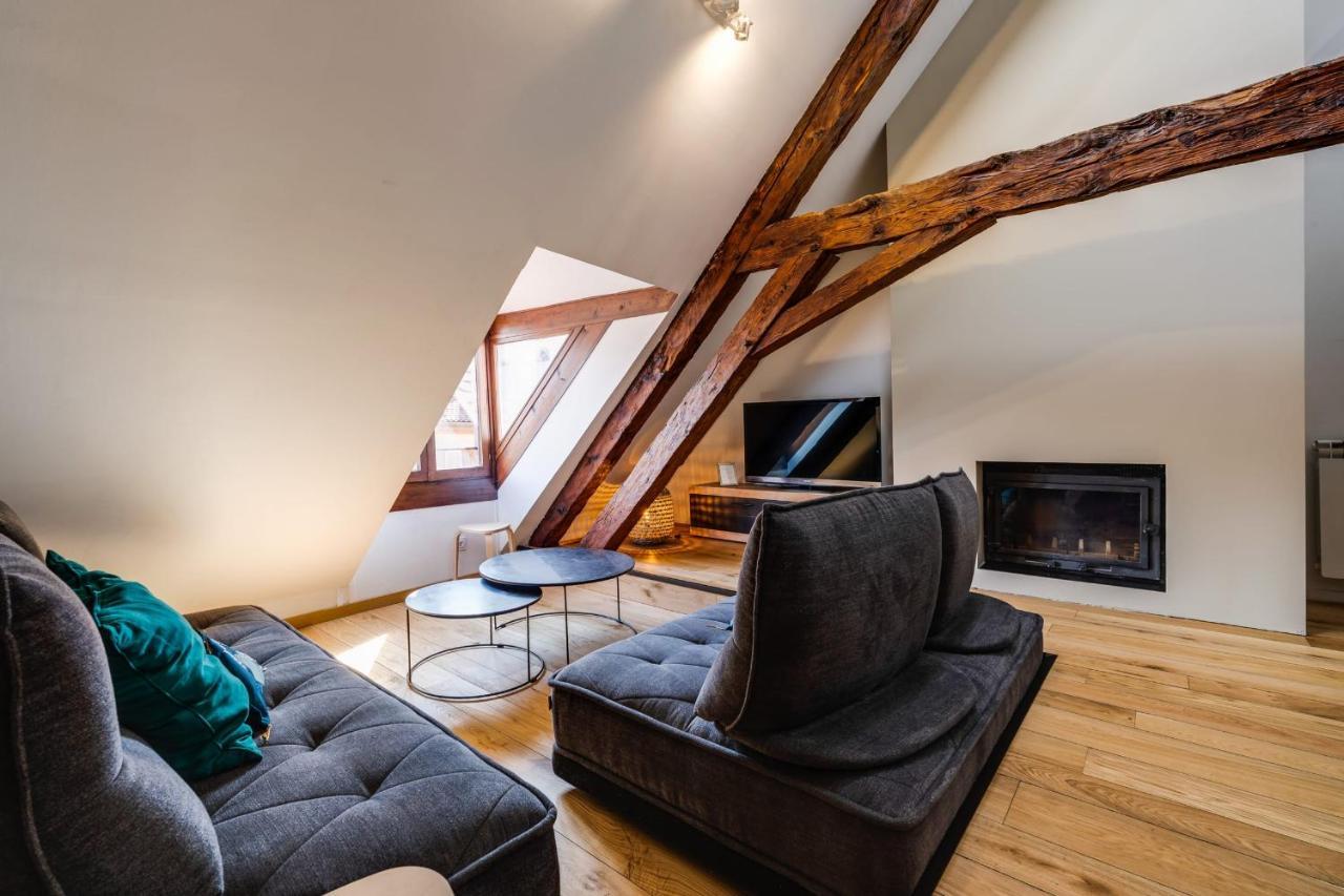 Le Septqatre - Grand Triplex Au Coeur De La Vieille Ville Annecy Eksteriør bilde