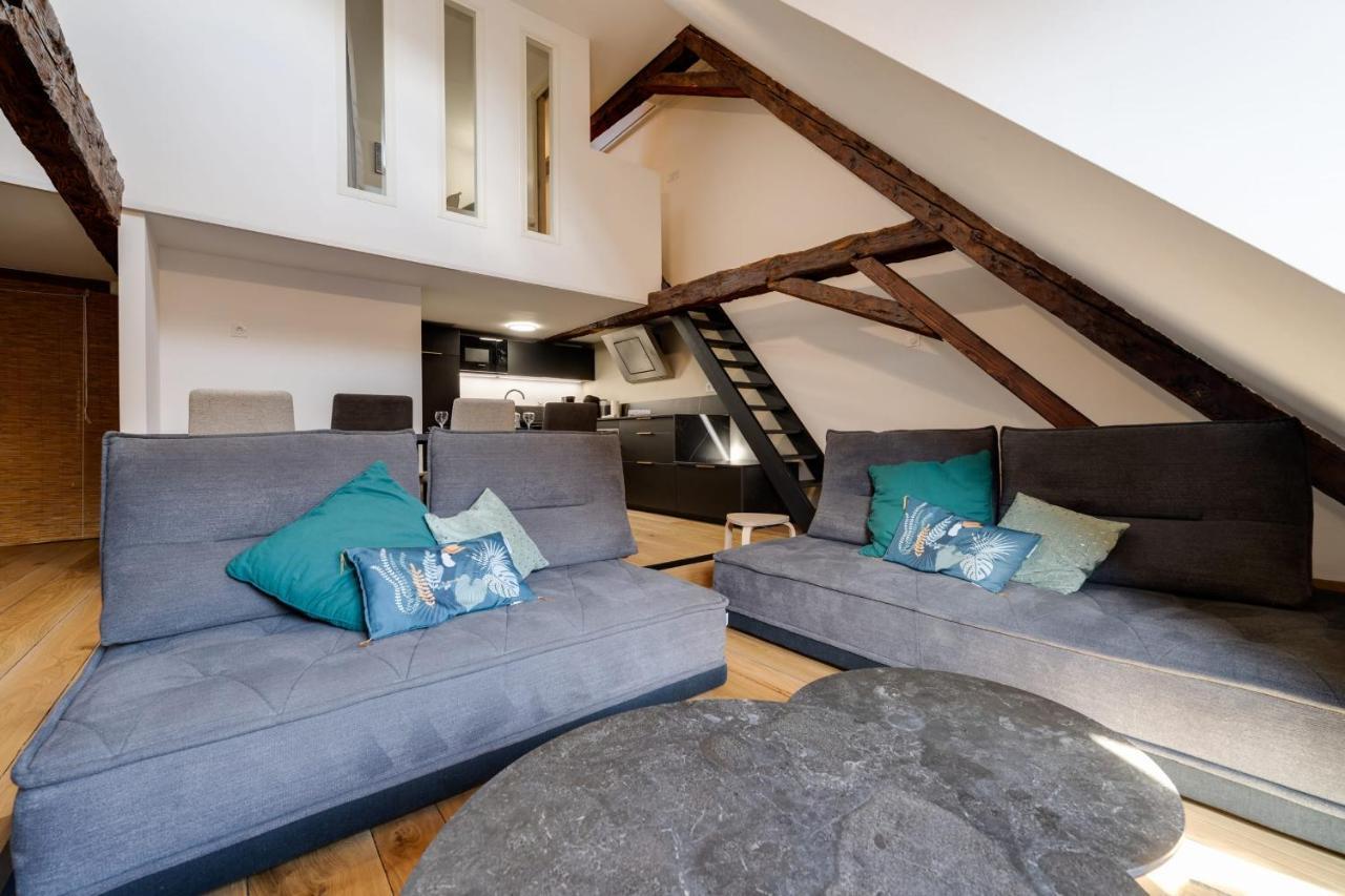 Le Septqatre - Grand Triplex Au Coeur De La Vieille Ville Annecy Eksteriør bilde
