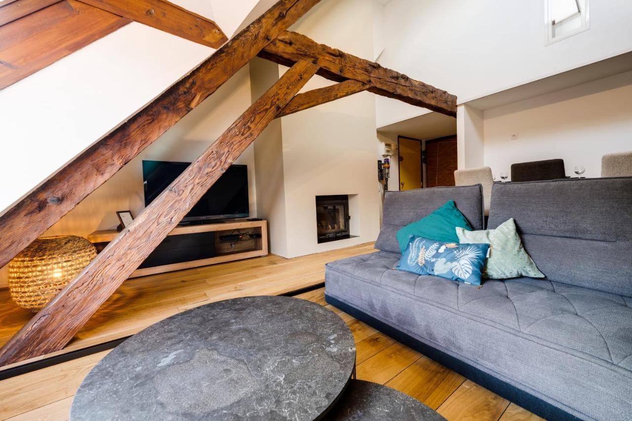 Le Septqatre - Grand Triplex Au Coeur De La Vieille Ville Annecy Eksteriør bilde