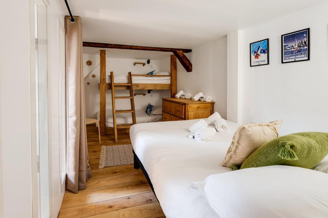 Le Septqatre - Grand Triplex Au Coeur De La Vieille Ville Annecy Eksteriør bilde
