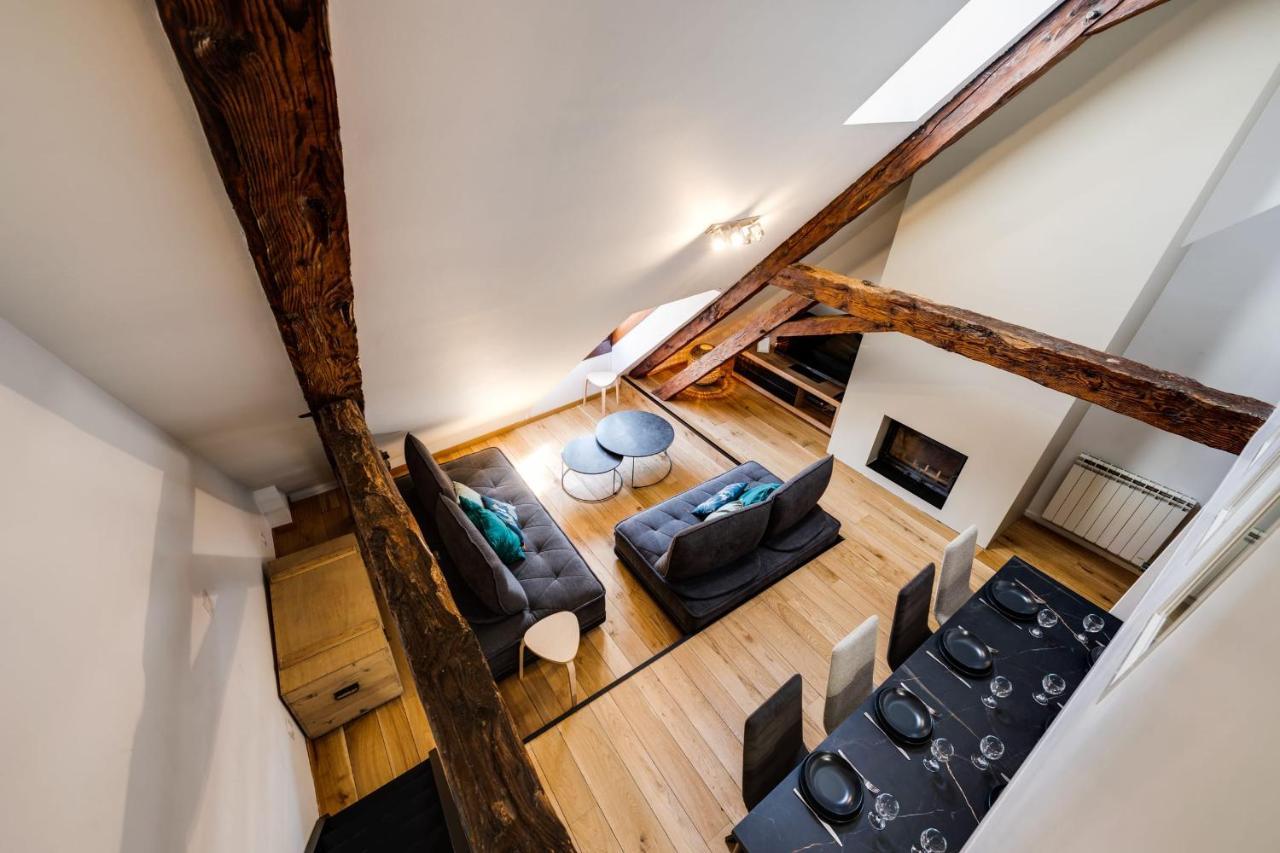 Le Septqatre - Grand Triplex Au Coeur De La Vieille Ville Annecy Eksteriør bilde
