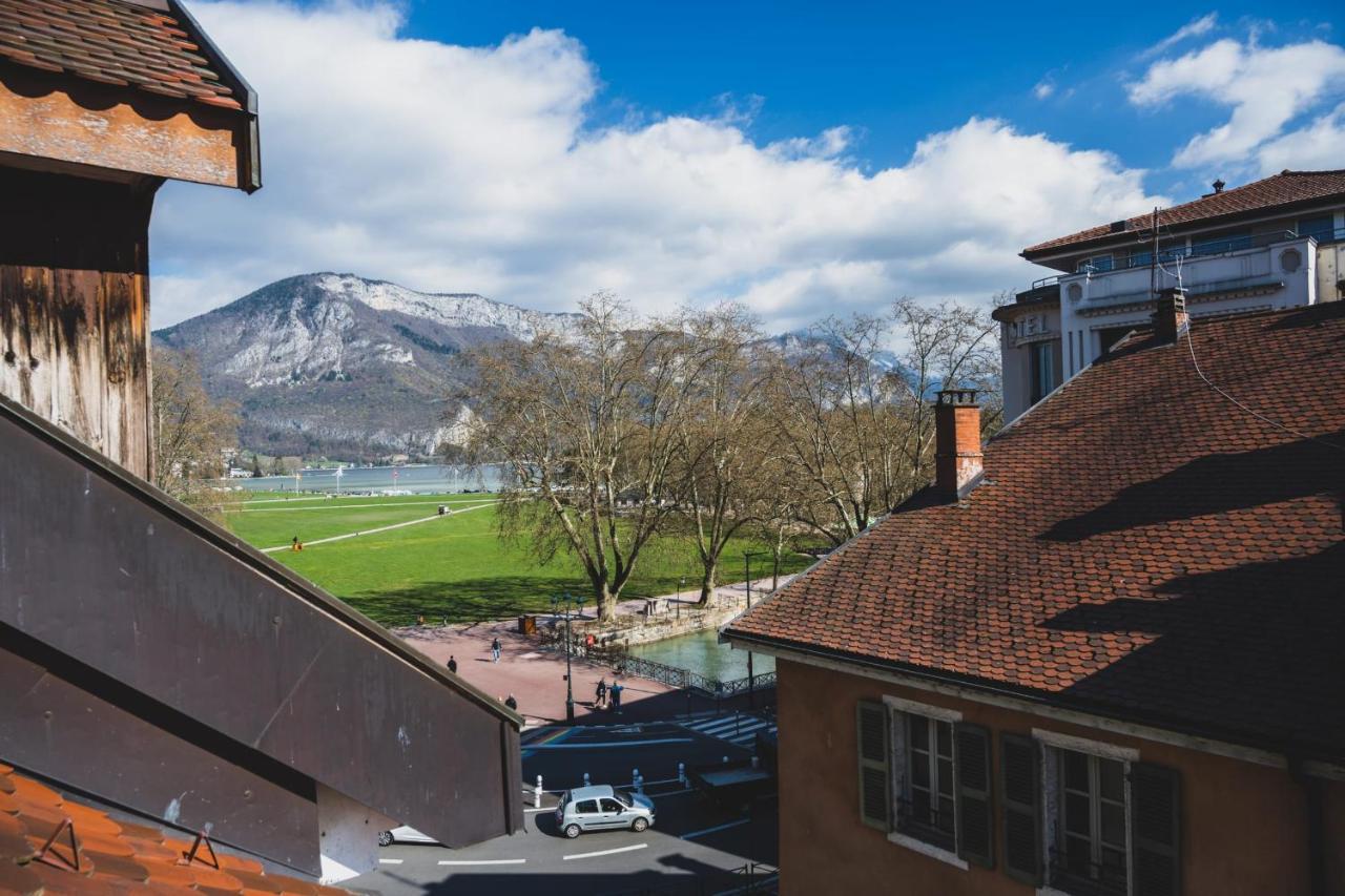 Le Septqatre - Grand Triplex Au Coeur De La Vieille Ville Annecy Eksteriør bilde